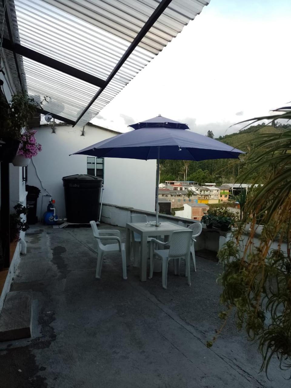 Hostal Villa Del Sol Salento Exterior foto